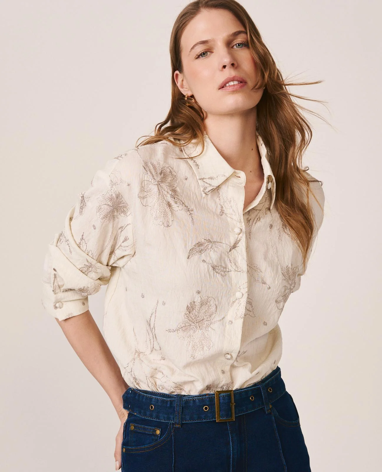 CAMISA BORDADO FLORAL - Image 3