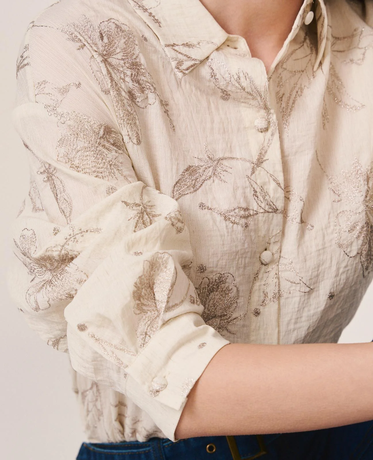 CAMISA BORDADO FLORAL - Image 5