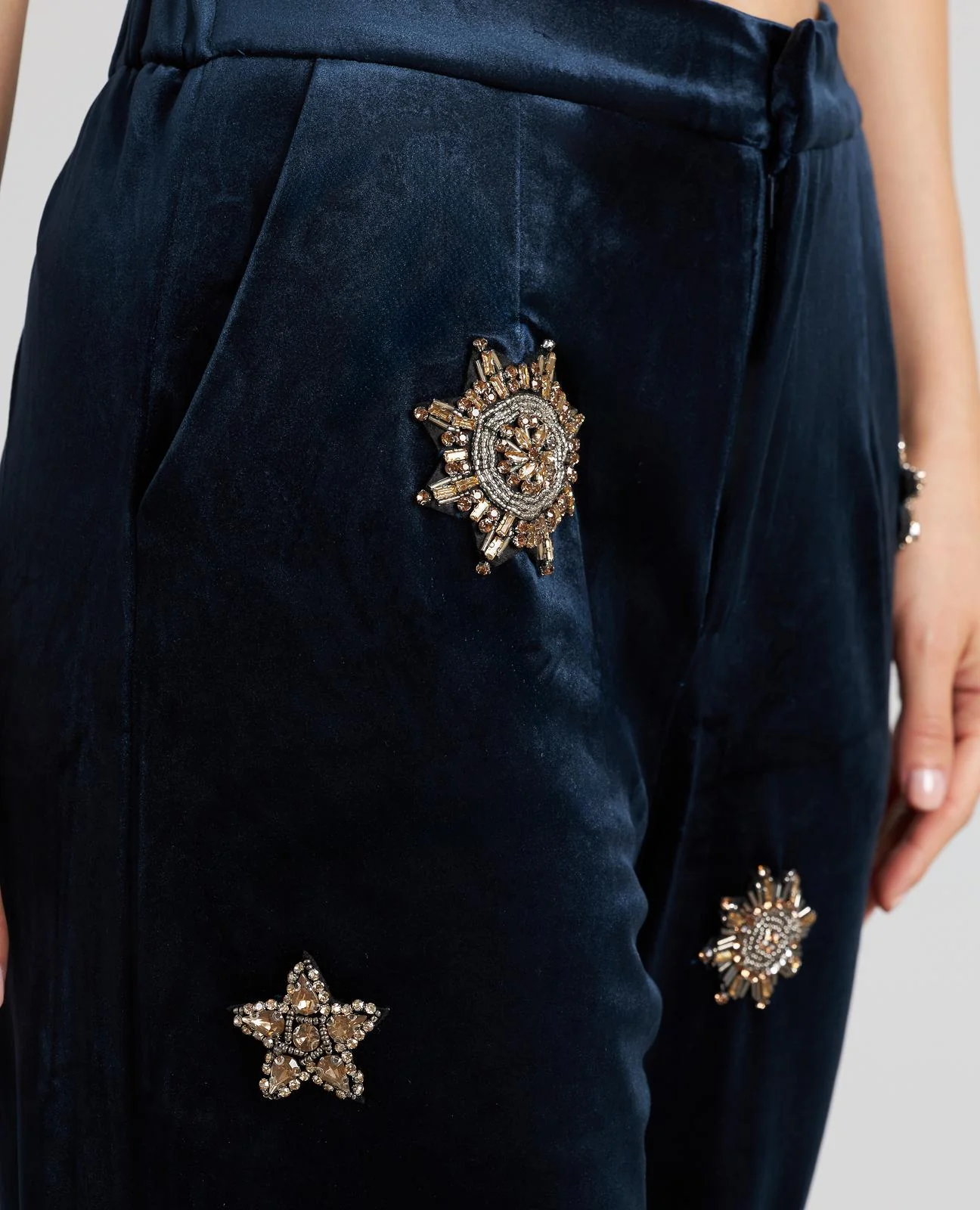 PANTALÓN RECTO TERCIOPELO ABALORIOS - Image 7