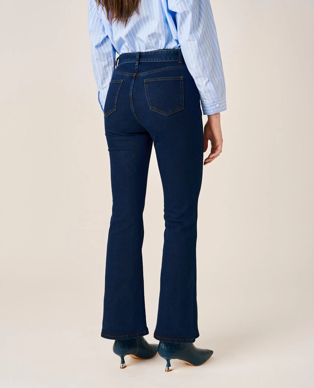 PANTALÓN VAQUERO ACAMPANADO - Image 5