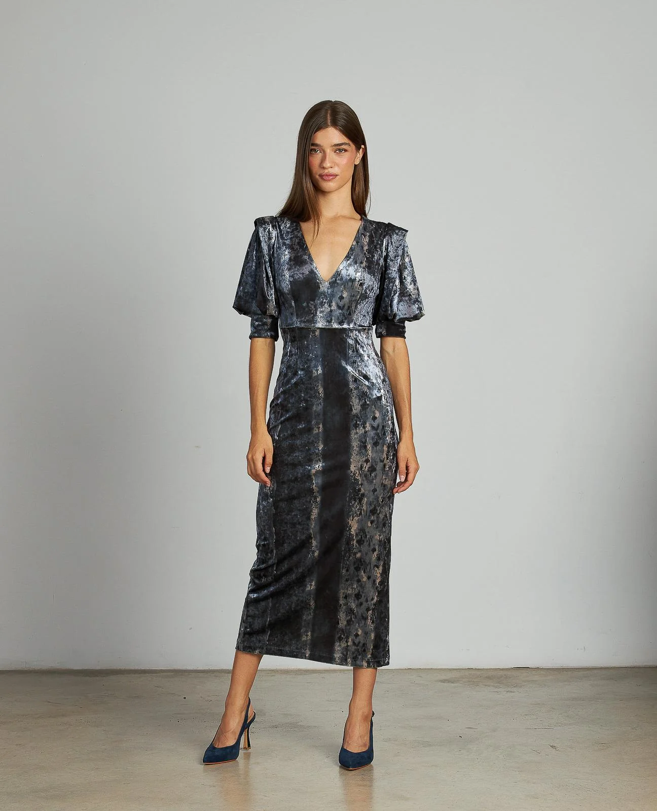 VESTIDO AJUSTADO ESTAMPADO - Image 4