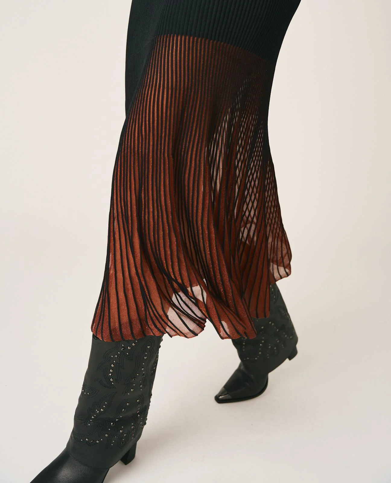 VESTIDO FALDA PLISADA - Image 8